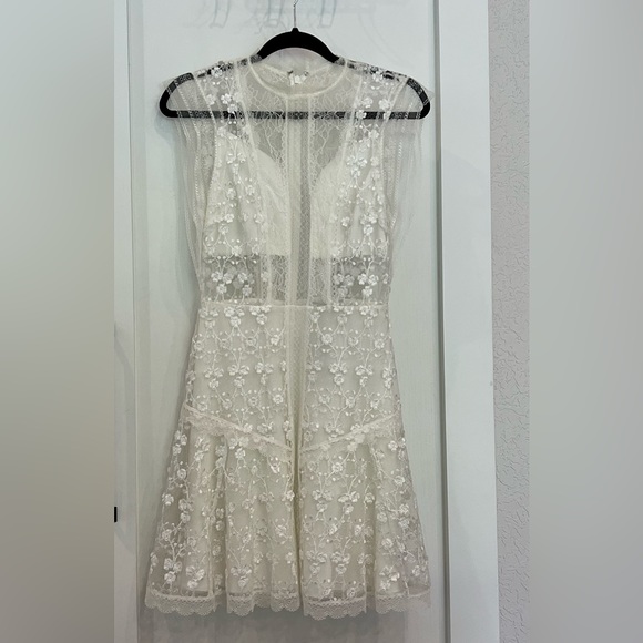 Alexis Mily Dress- Size S - White - New with tag. - Picture 1 of 7